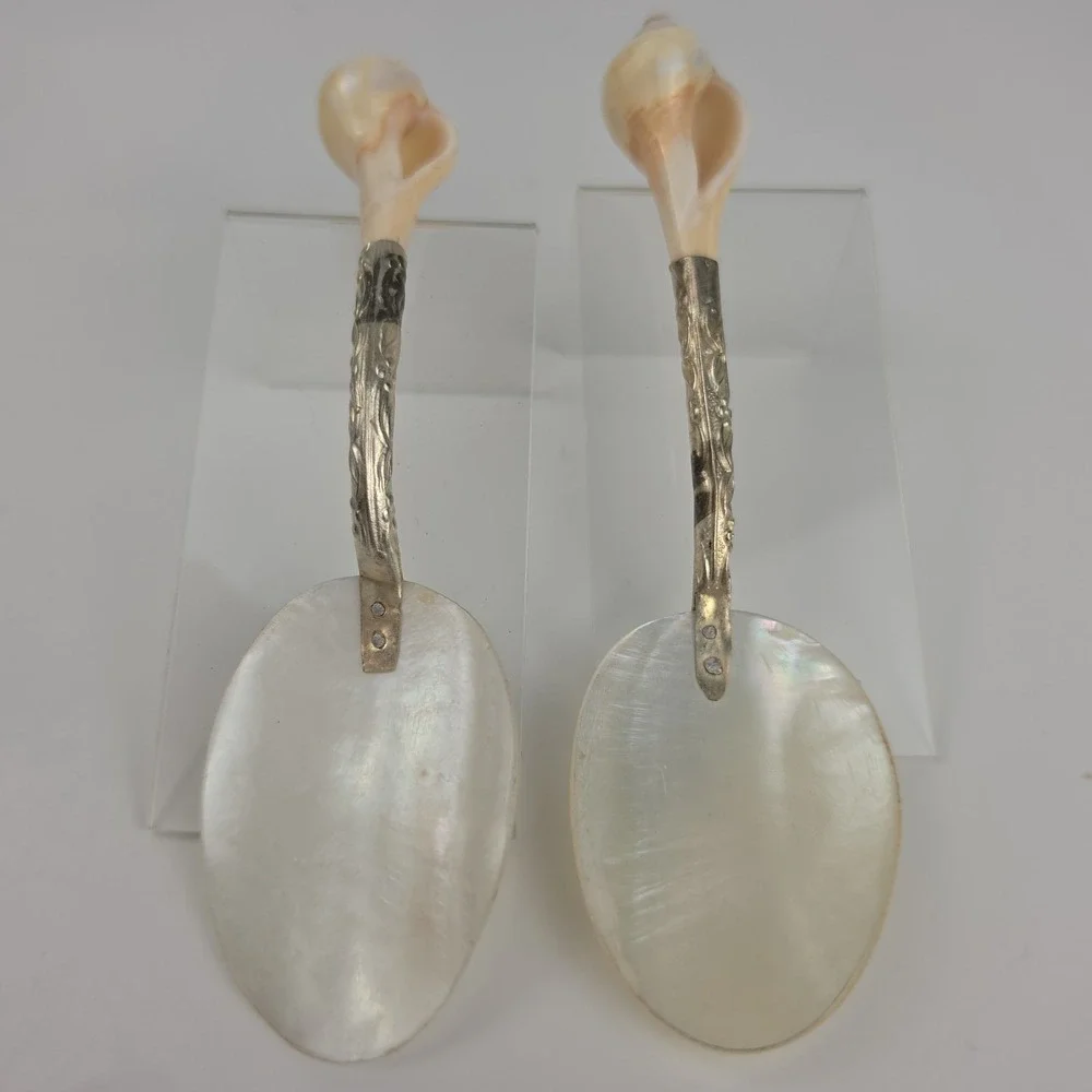 Vintage Mother of Pearl Caviar Serving Spoons Natural Whelk Shell Handle Set 2